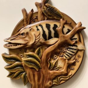 Резное деревянное панно « Щука»